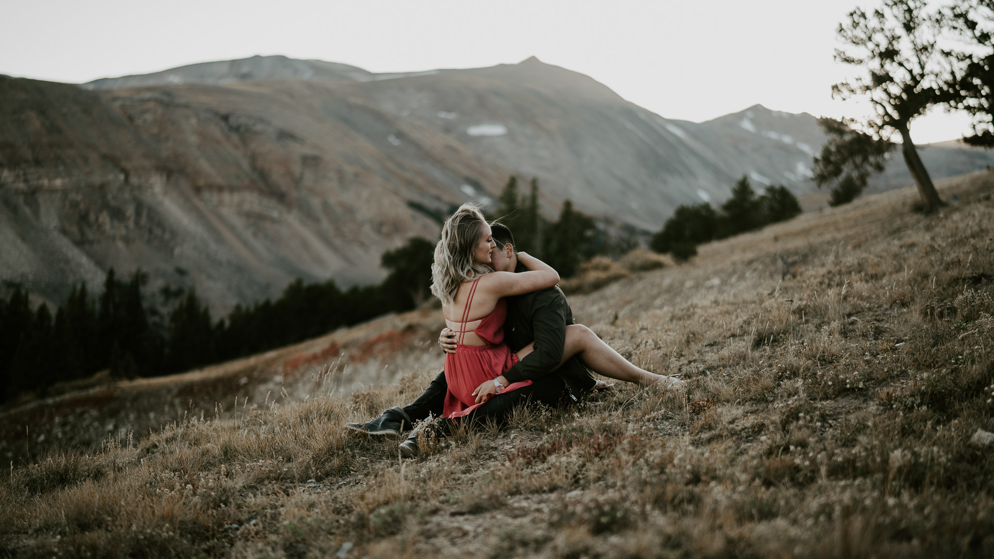 A beautiful Alma, Colorado fall mountain engagement session.