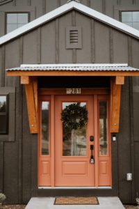 Sunset Cottage - Granby's best Airbnb.