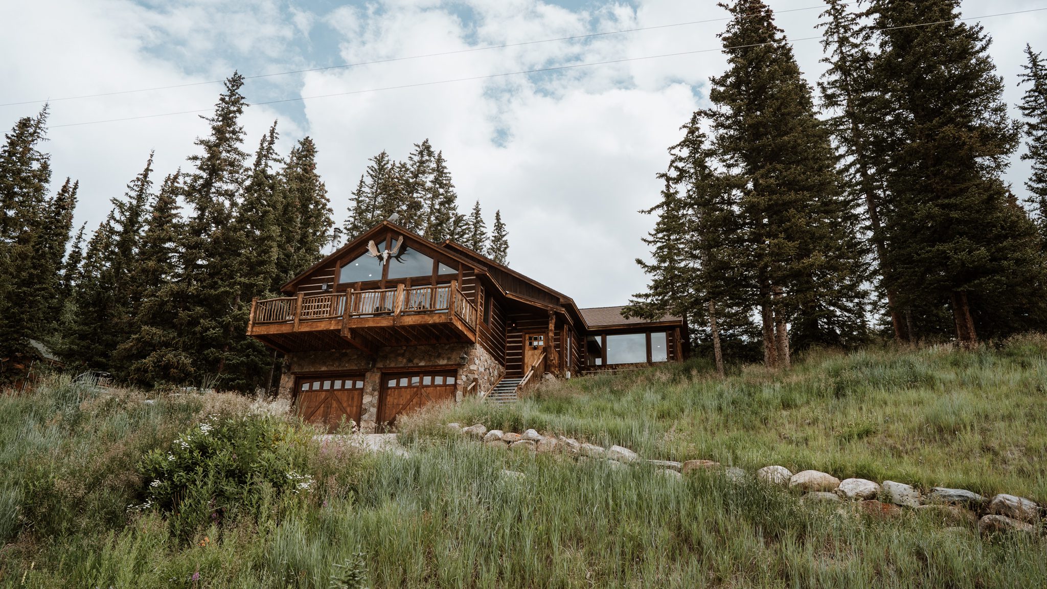Nestled in the woods outside of Alma, CO, the gorgeous Placer Valley Chalet is a true home away from home - perfect for your upcoming mountain stay.